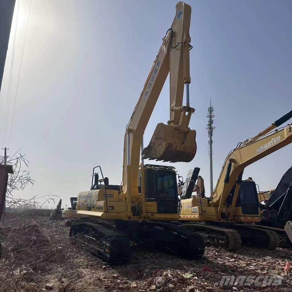 Komatsu PC 240 대형 굴삭기 29톤 이상