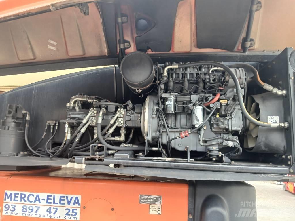 JLG 1350 SJP 견인식 전동이동 리프트