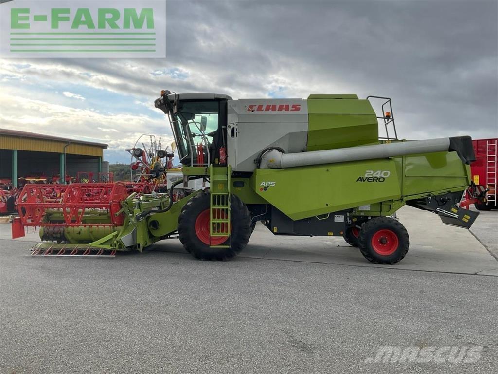 CLAAS AVERO 240 콤바인 수확기