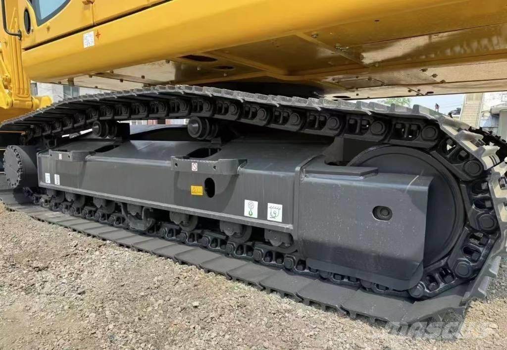 Komatsu PC 200-8 대형 굴삭기 29톤 이상