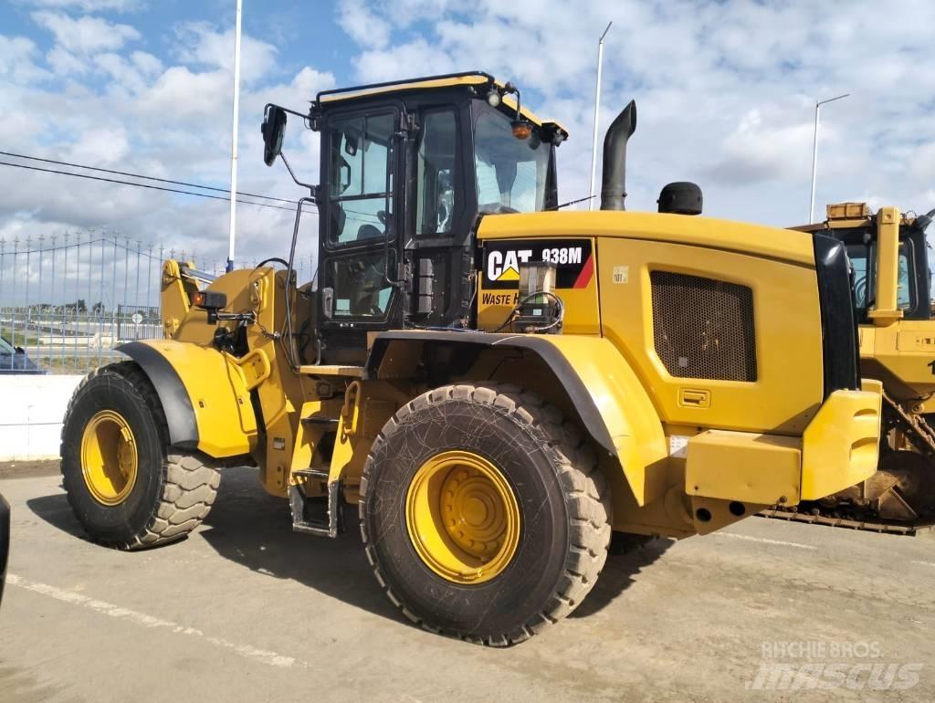 CAT 938 M  휠로우더