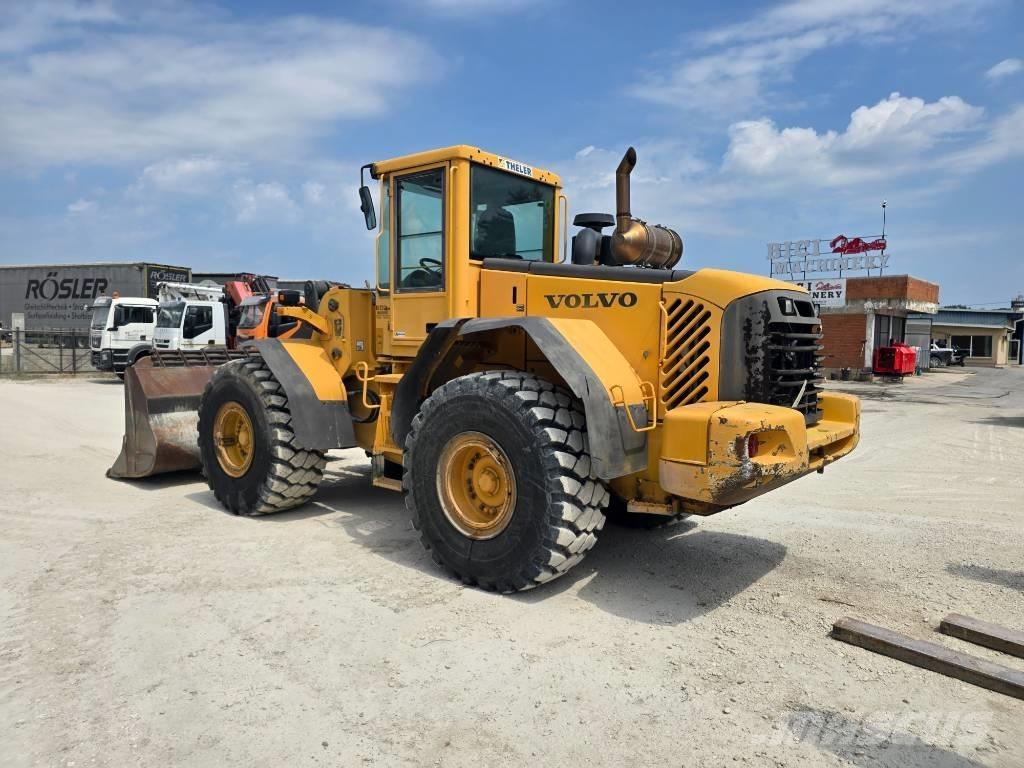 Volvo L 120 E  휠로우더