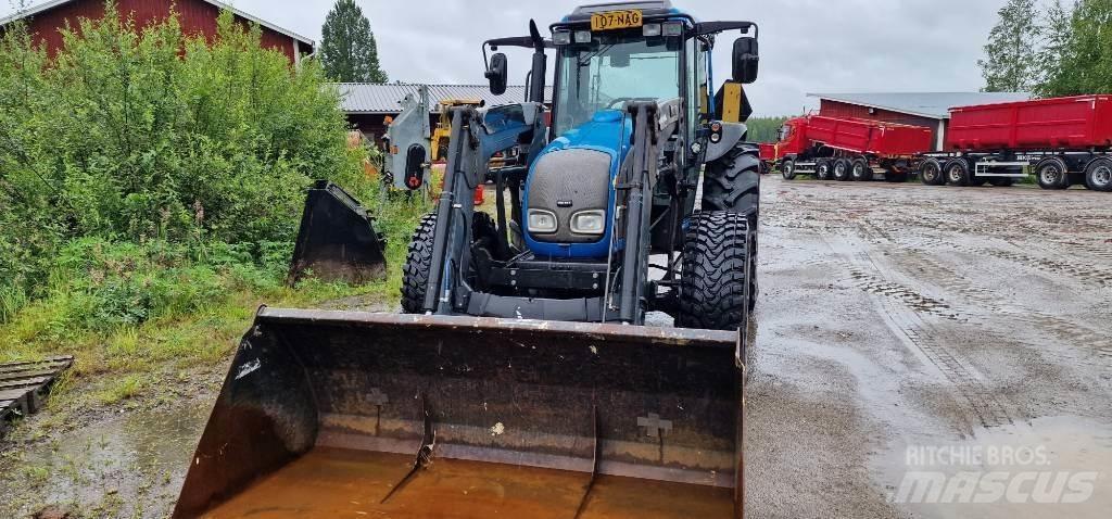 Valtra A85 트랙터