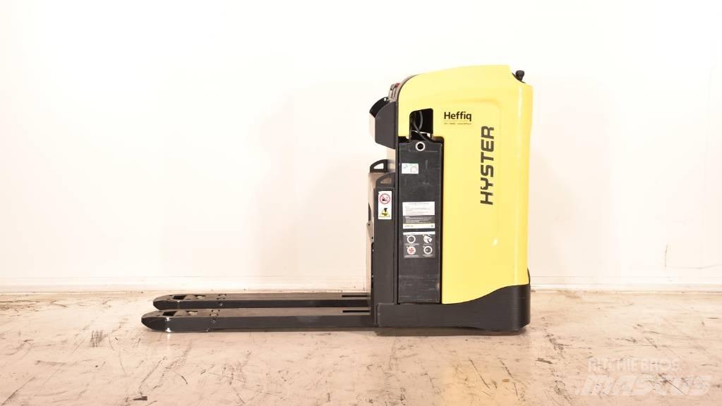 Hyster RP2.0N 로우 리프터(승강대 포함)