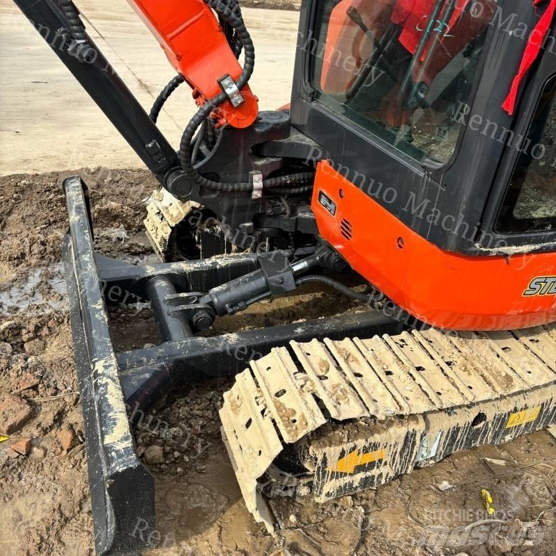 Kubota U 30 소형 굴삭기 7톤 미만