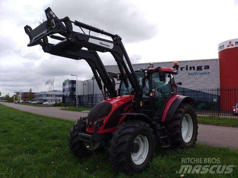 Valtra A 114 HT4 트랙터