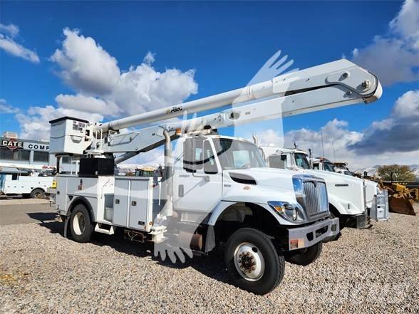 Altec AA755 트럭 탑재 고소작업대