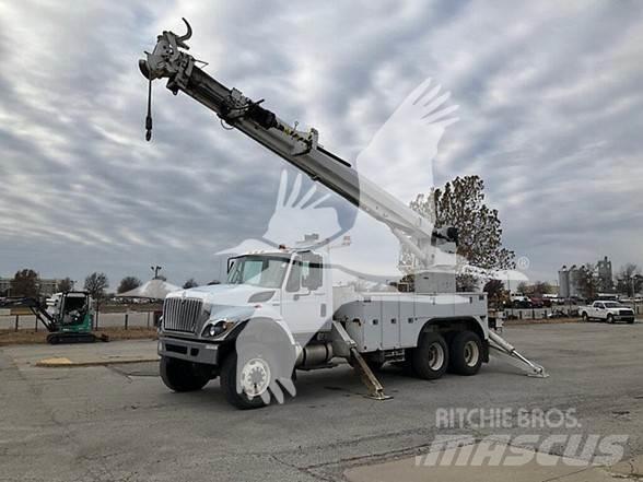 Altec D3060BTR 트럭 탑재 고소작업대