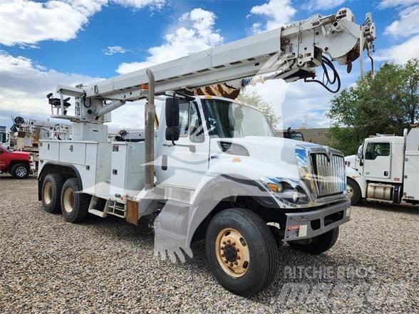 Altec D3060BTR 트럭 탑재 고소작업대