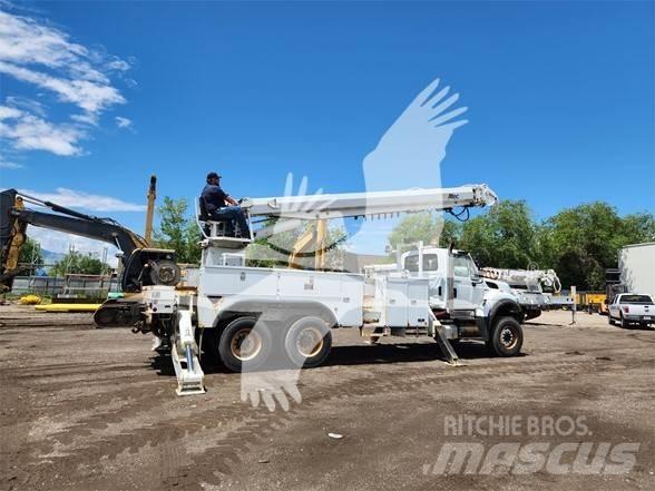 Altec D4065ATR 트럭 탑재 고소작업대