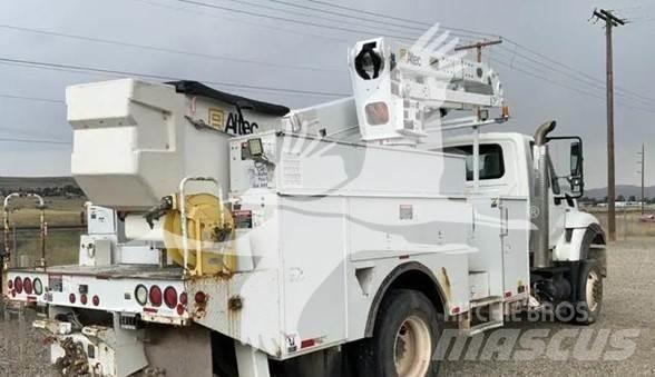 Altec TA50 트럭 탑재 고소작업대