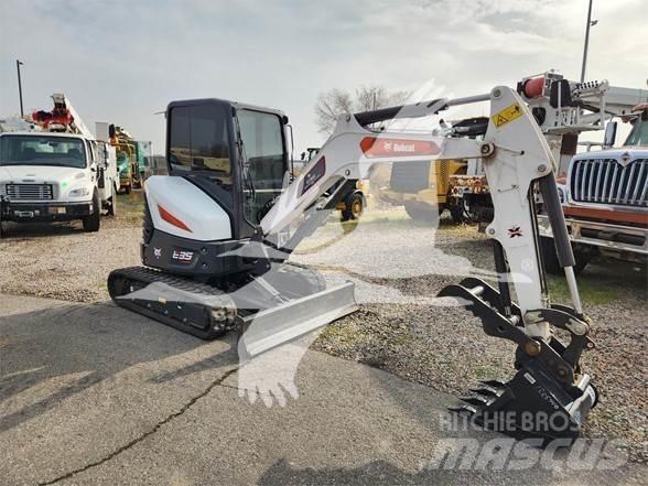 Bobcat E35i 소형 굴삭기 7톤 미만
