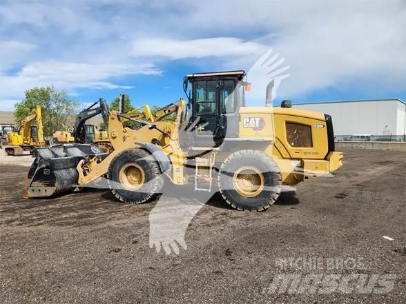 CAT 930M  휠로우더