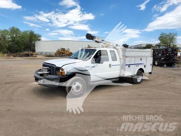 Ford F550 XL 건설 장비 - 기타