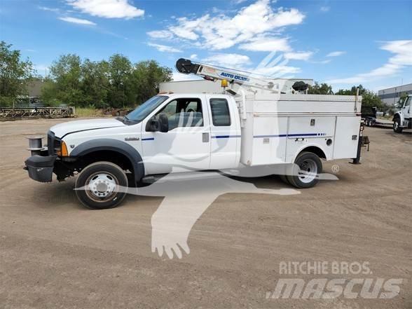 Ford F550 XL 건설 장비 - 기타