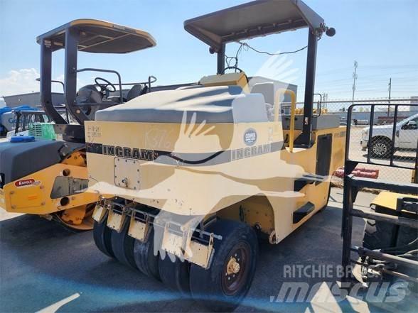 Ingram RP915 공기 타이어 롤러