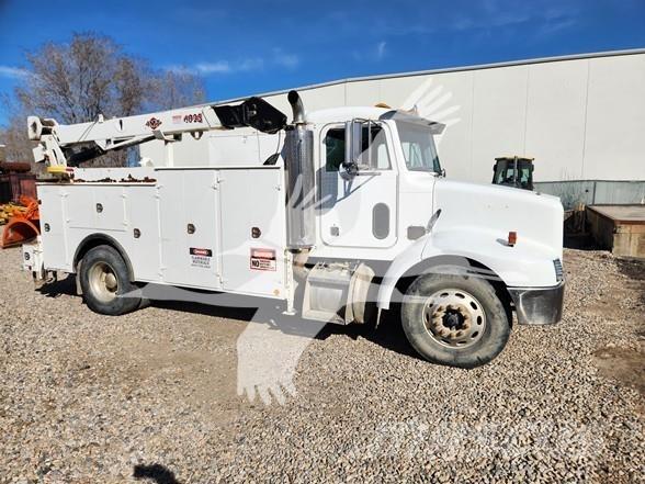Peterbilt 330 건설 장비 - 기타