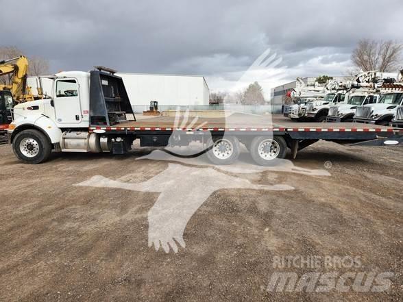 Peterbilt 348 건설 장비 - 기타