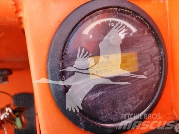 SkyTrak 10054 텔러 핸들러