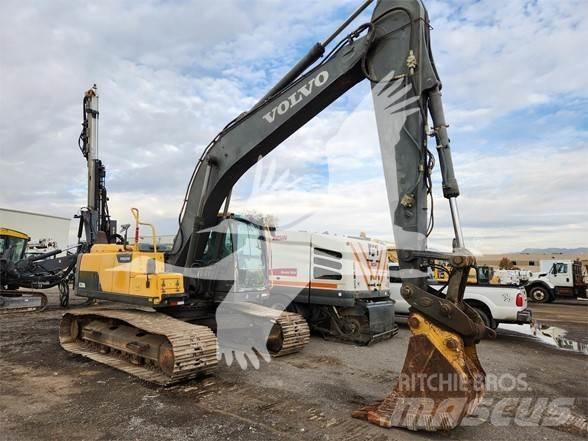 Volvo EC220DL 대형 굴삭기 29톤 이상