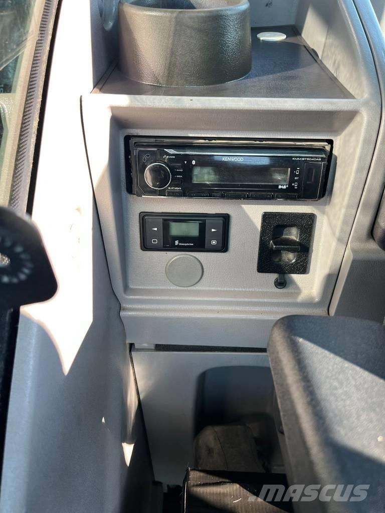 Volvo EWR 150 E  휠 굴삭기