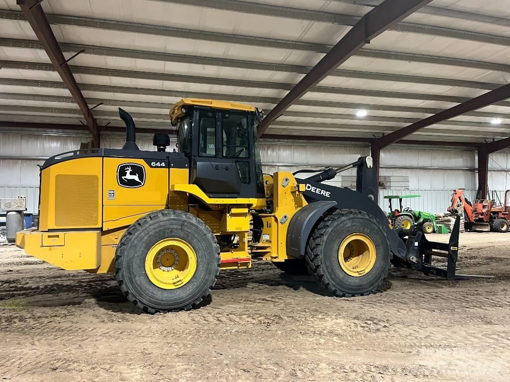 John Deere 644P  휠로우더