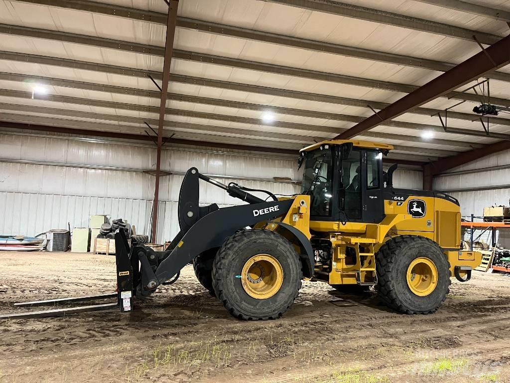 John Deere 644P  휠로우더