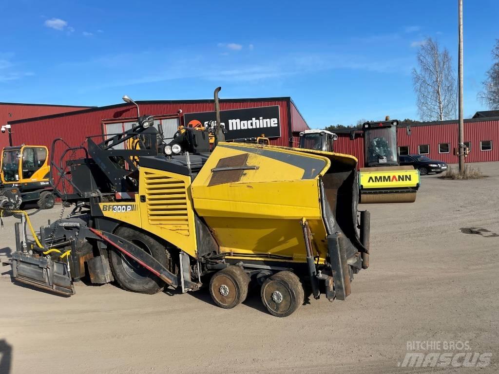 Bomag BF 300 P 아스팔트 포장장비