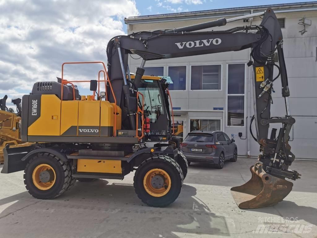 Volvo EW160E  휠 굴삭기