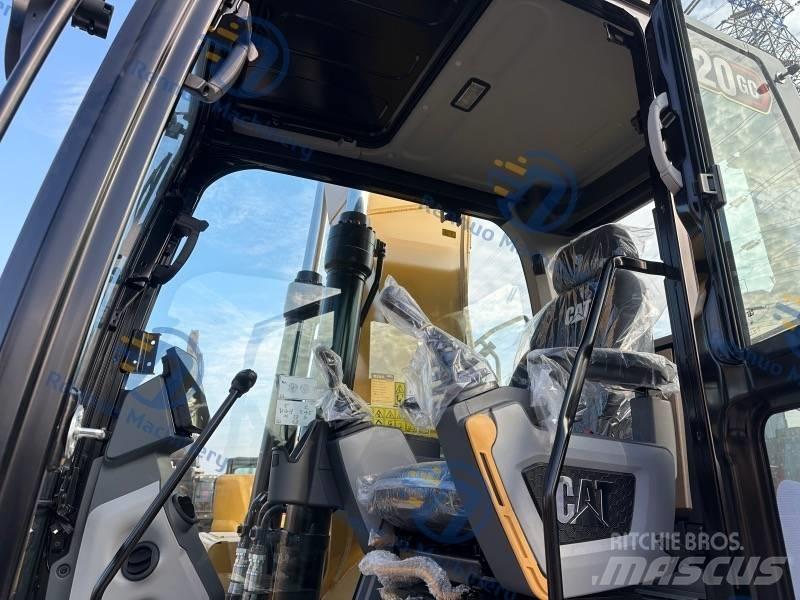 CAT 320GC 대형 굴삭기 29톤 이상