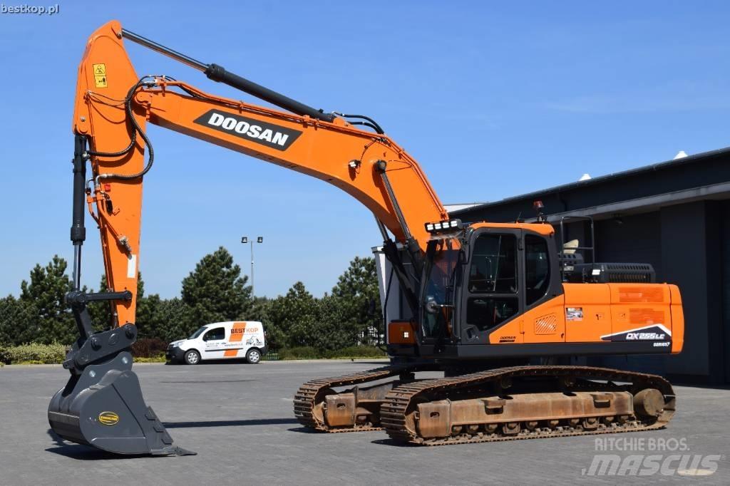 Doosan DX 255 LC-7 대형 굴삭기 29톤 이상