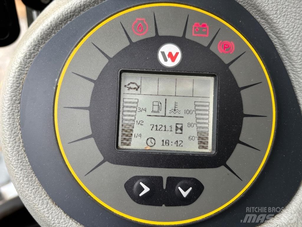 Wacker Neuson EW 100  휠 굴삭기