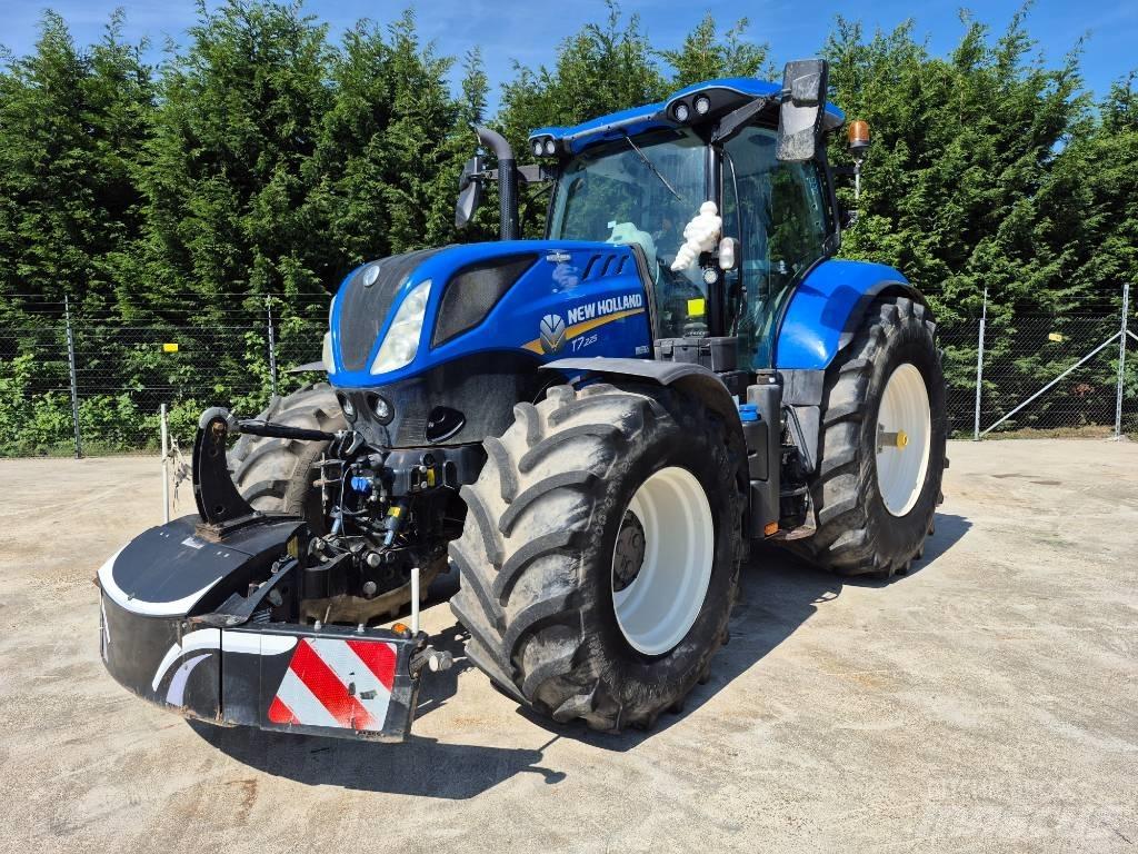 New Holland T7.225 트랙터