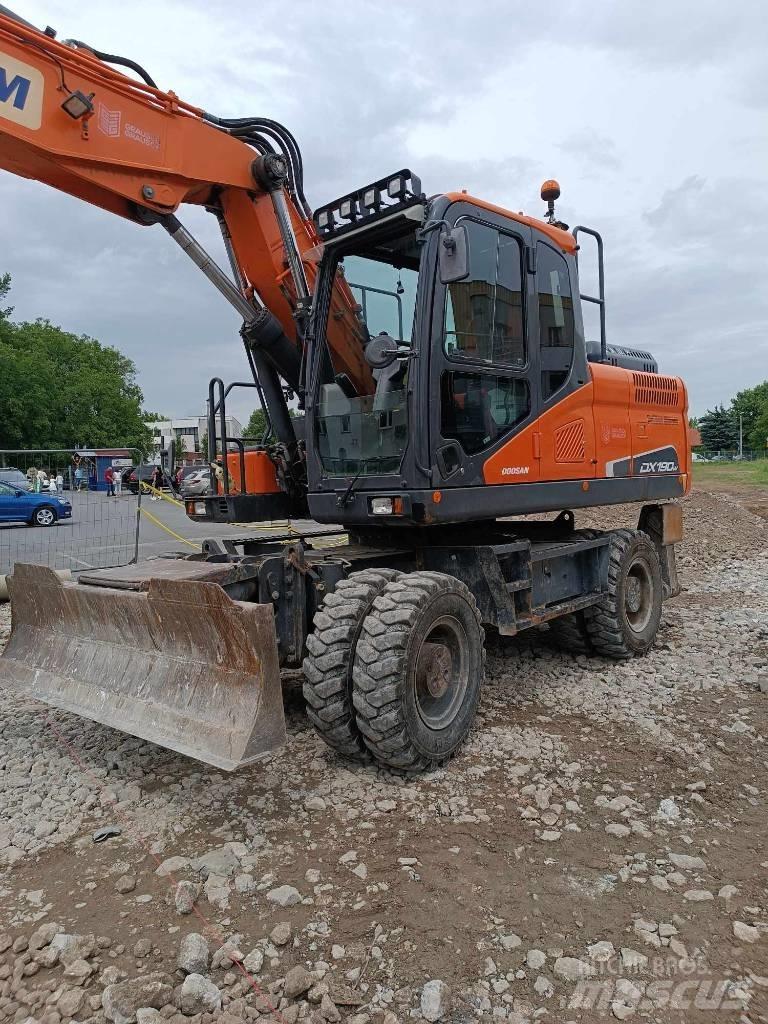 Doosan DX 190 W-5  휠 굴삭기