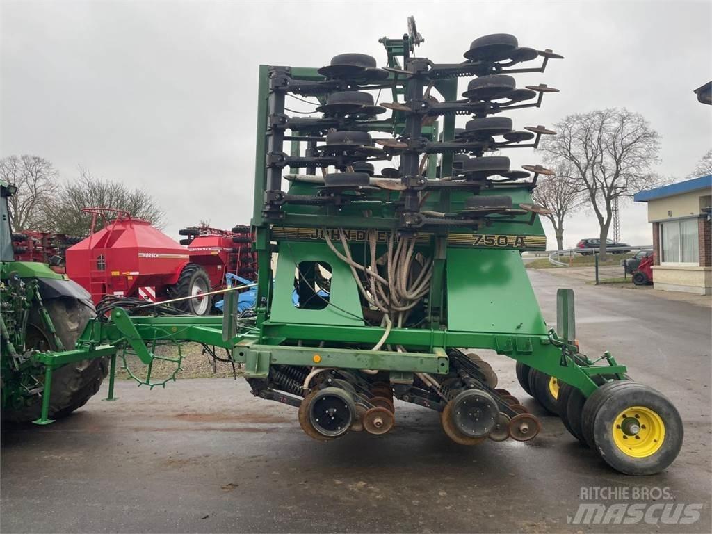 John Deere 750A 6m 정밀 조파기