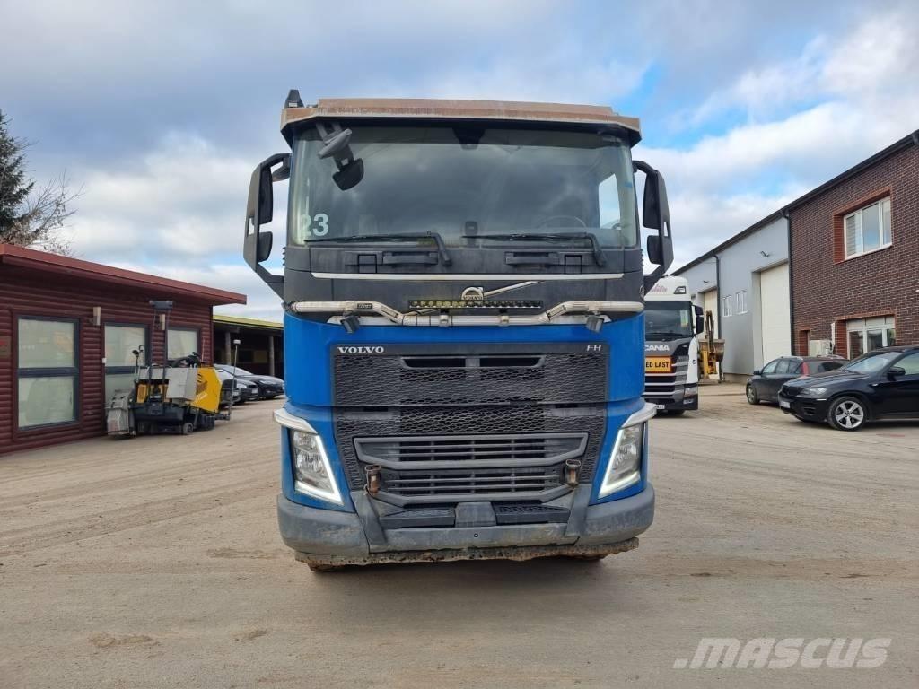 Volvo FH 540 스킵 로더 트럭