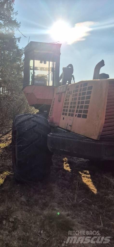 Valmet 911.3 원목 하베스터