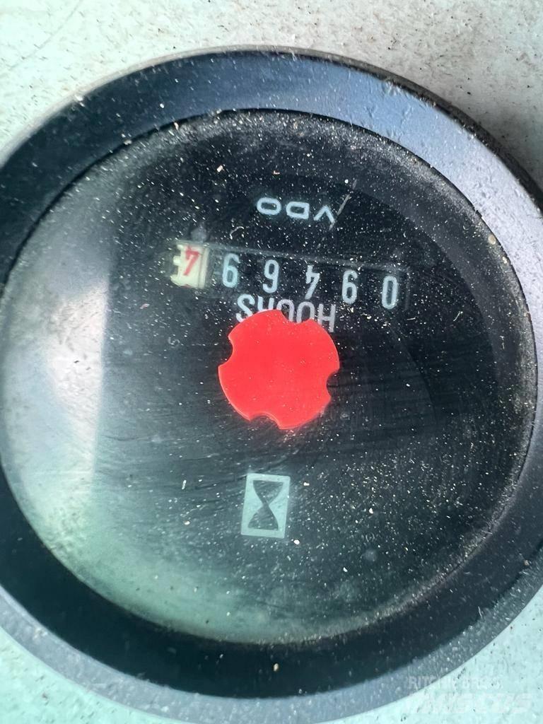 Sennebogen 850 M 폐기물/산업 처리기