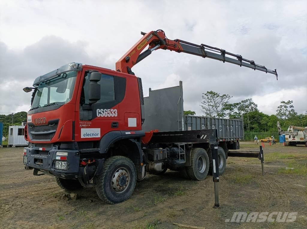 Iveco Trakker 410 크레인 트럭