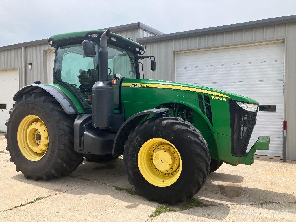 John Deere 8360 R 트랙터