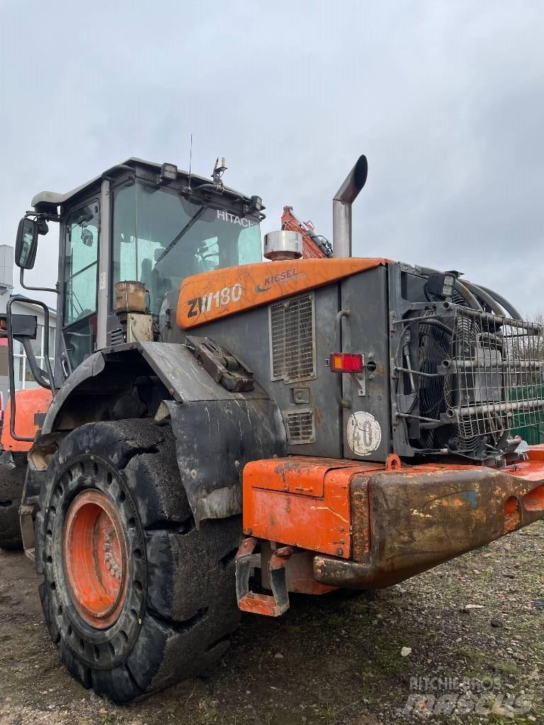 Hitachi ZW 180-5  휠로우더