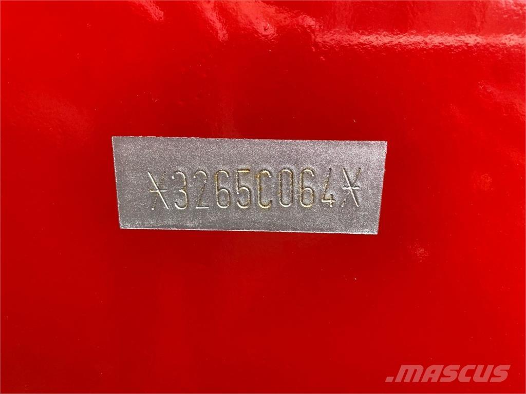 Schäffer 2630 SLT  스키드로더