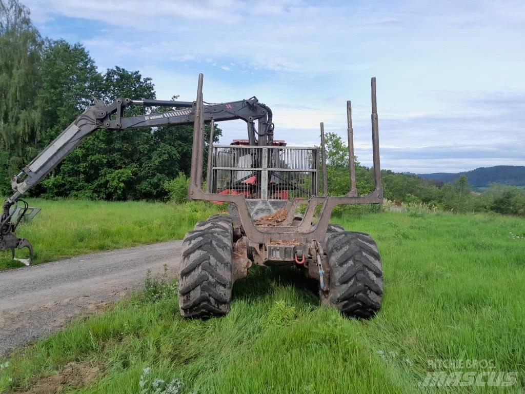 Valmet 840.2 원목 포워더