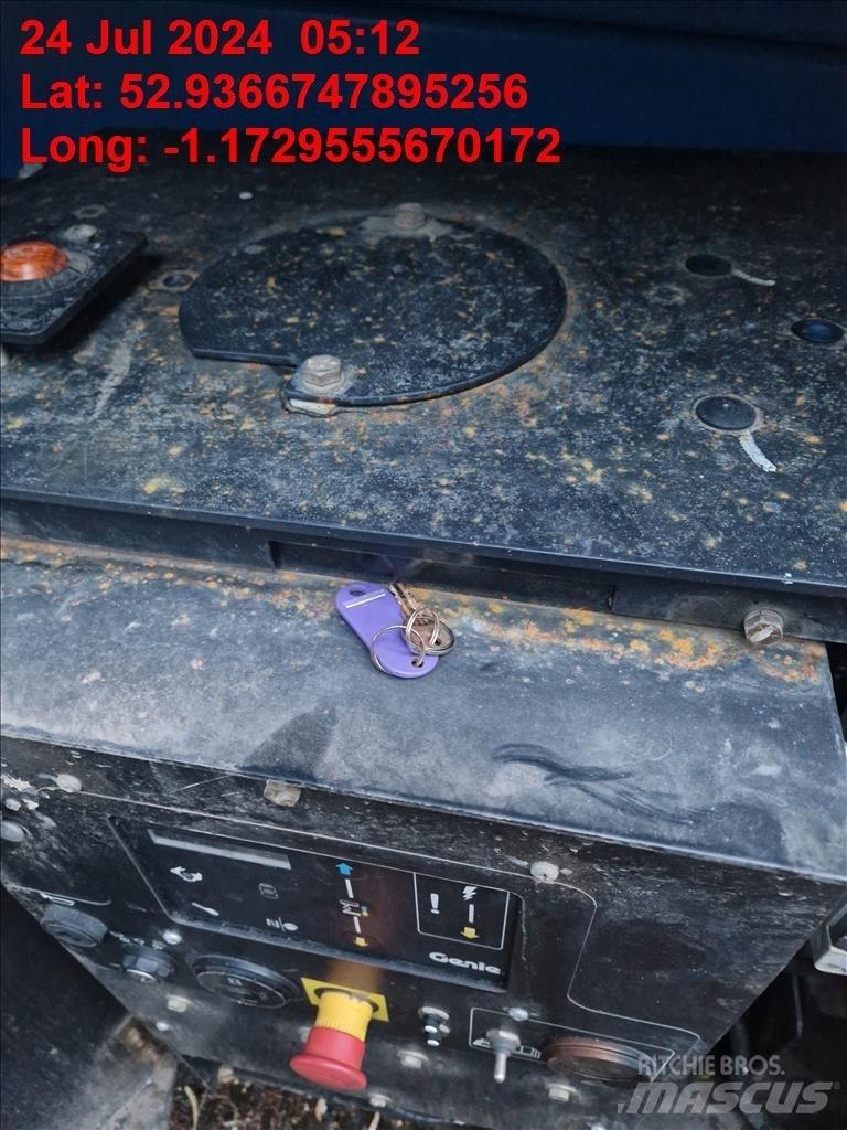 Genie GS 3369 가위형 리프트