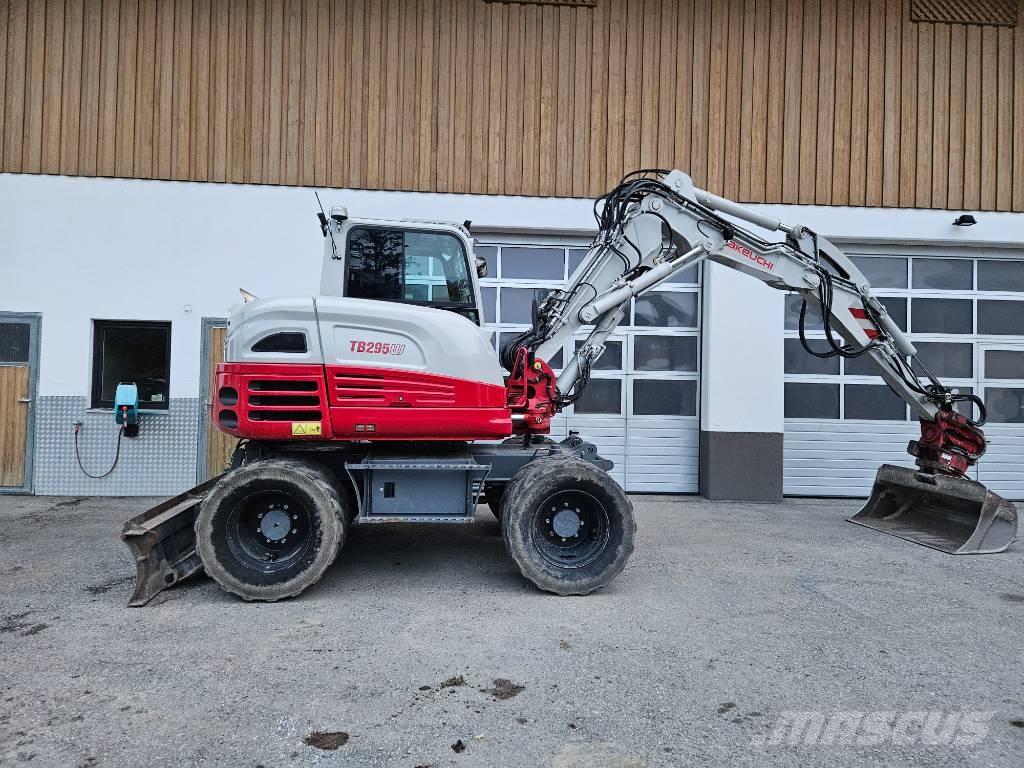 Takeuchi TB 295 W  휠 굴삭기