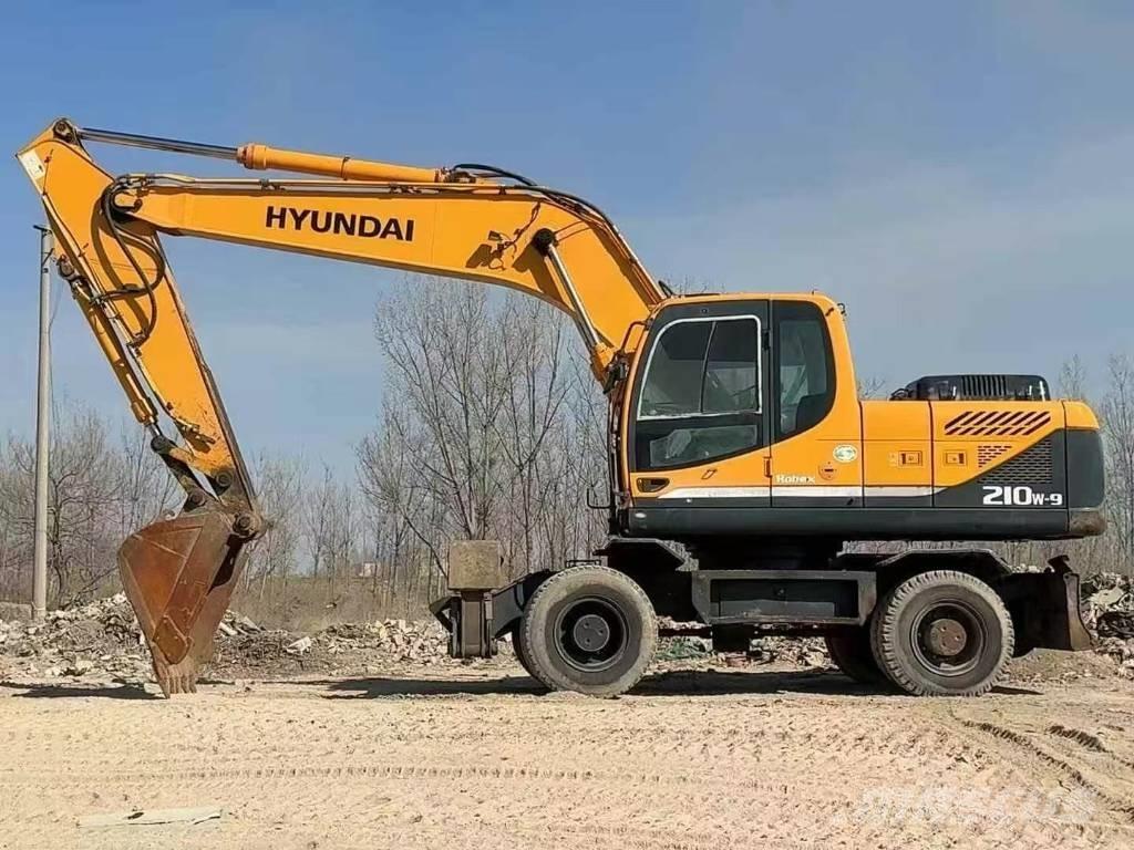 Hyundai R 260 LC-9S 대형 굴삭기 29톤 이상