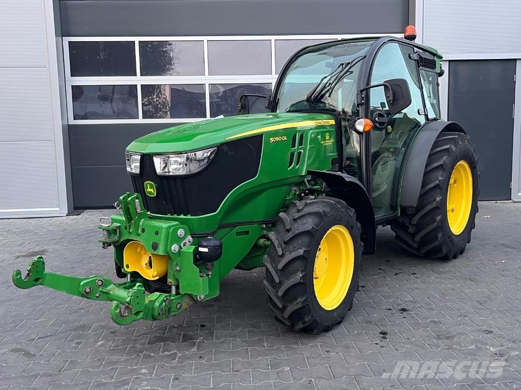 John Deere 5090 GL 트랙터