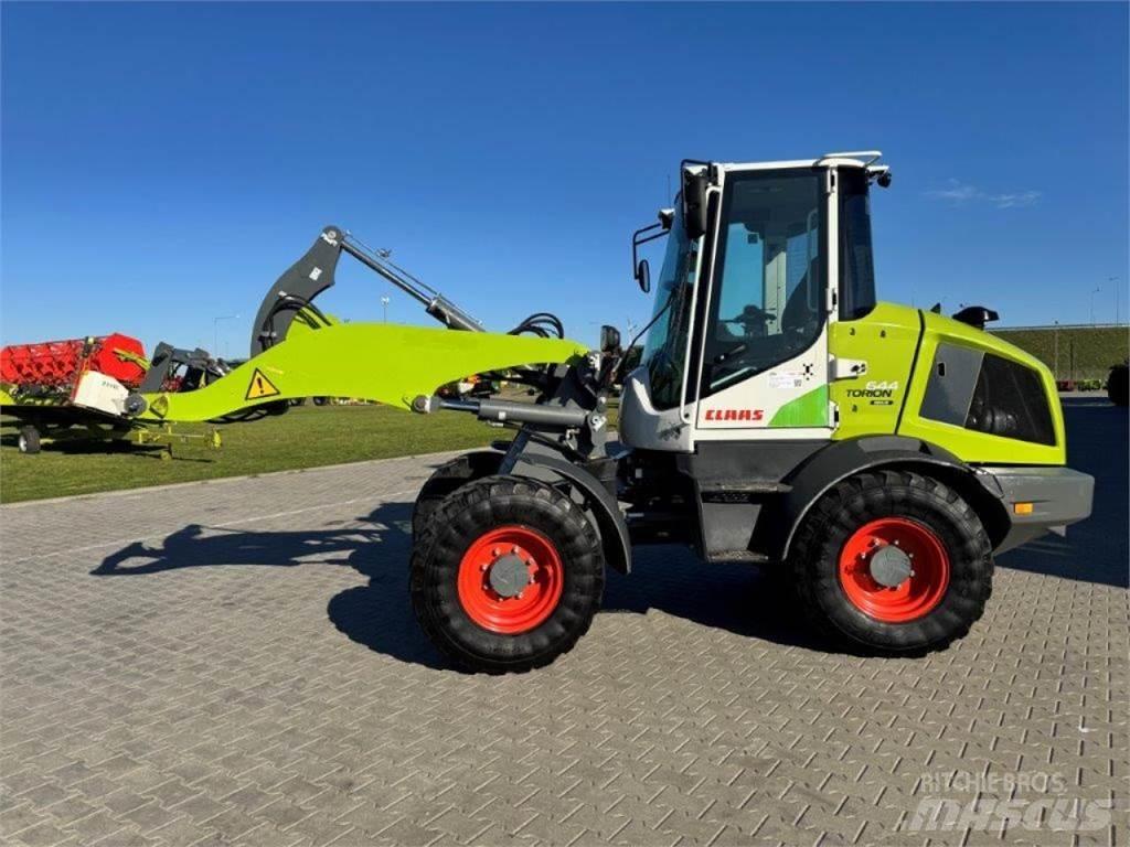 CLAAS Torion 644  휠로우더