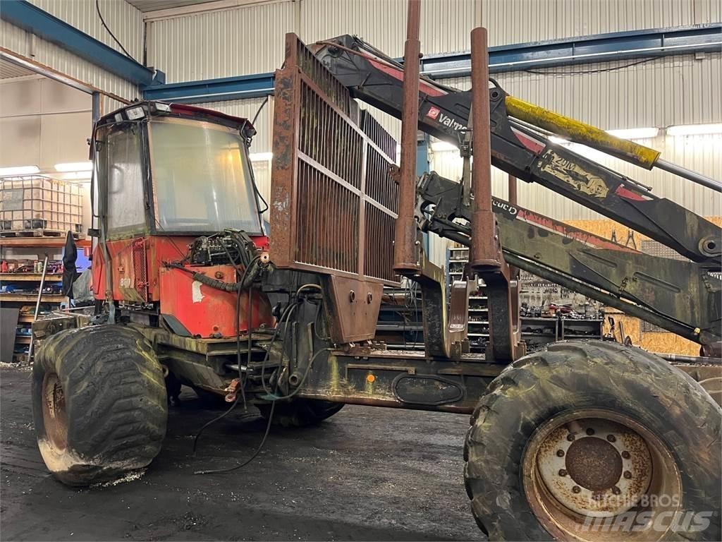 Valmet 860 원목 포워더