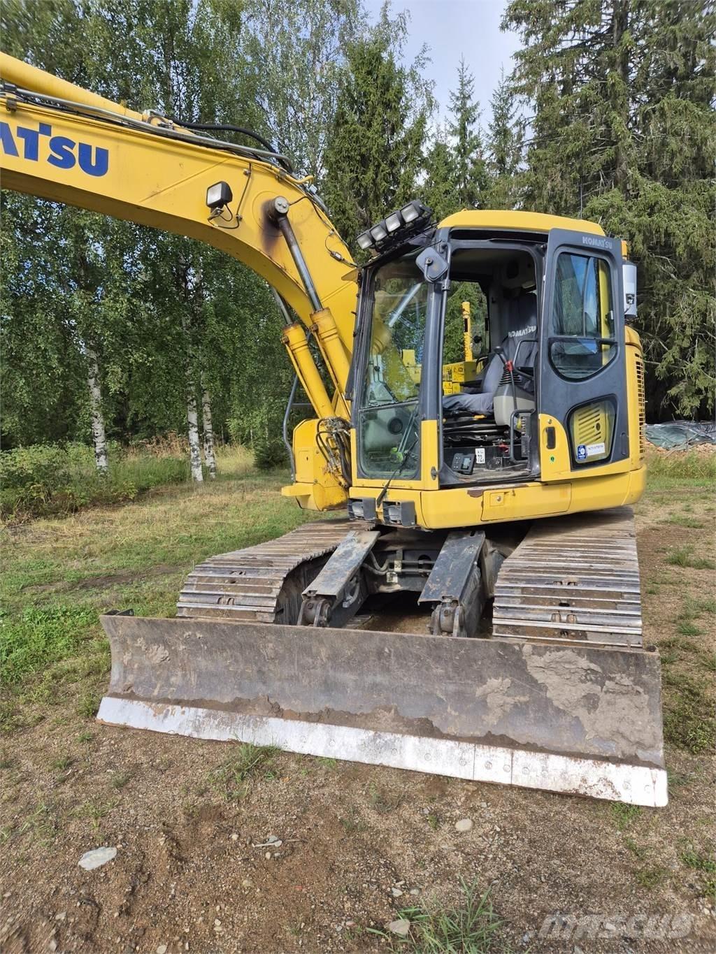 Komatsu PC138 US 대형 굴삭기 29톤 이상